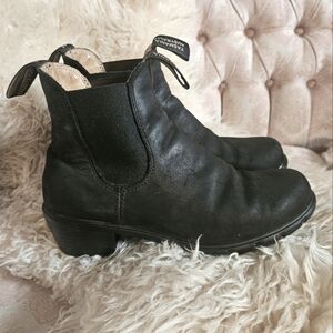 Blundstone Short Heeled Women's Size 8 US (5 AUS) Boots